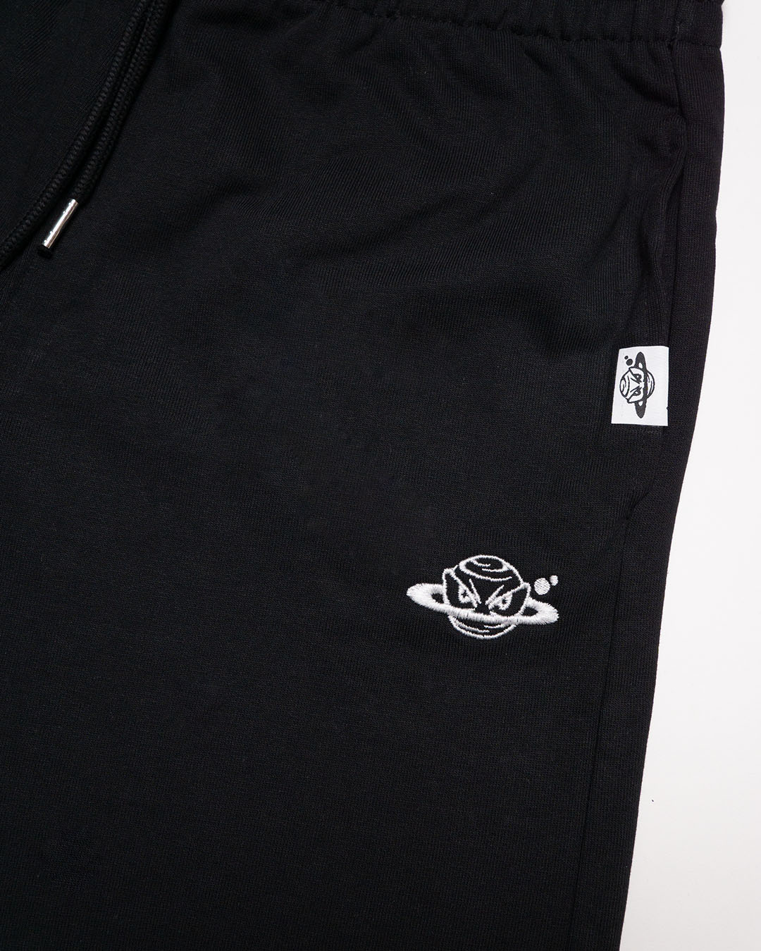 687 Embroidered Jogger Short